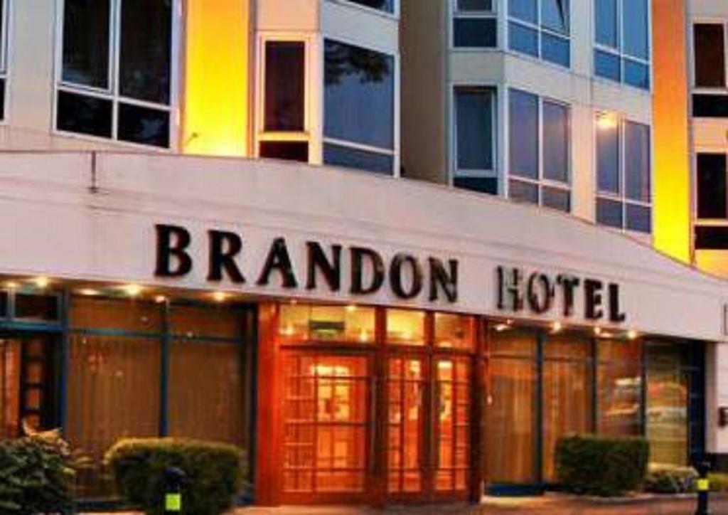 Brandon Hotel Conference & Leisure Centre ترالي المظهر الخارجي الصورة